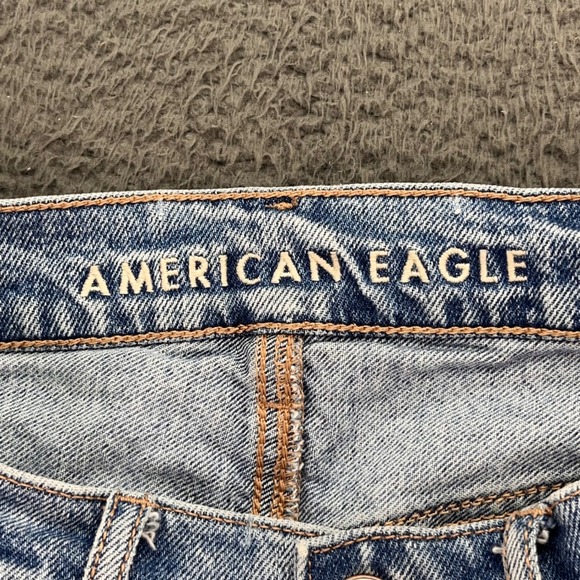 American Eagle Low Rise 90s Bootcut Jeans Light Wash Distressed Size 0 - Picture 2 of 11